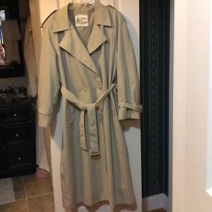 London Fog size 16, trenchcoat, neutral tone